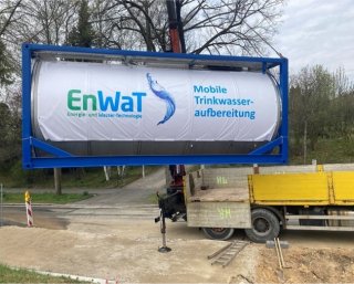 Mobiler Hochbeh&auml;lter oder Saugbeh&auml;lter mit 26 m&sup3; Speichervolumen